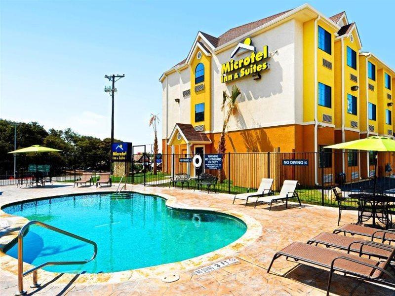 Microtel Inn & Suites By Wyndham New Braunfels I-35 Εξωτερικό φωτογραφία