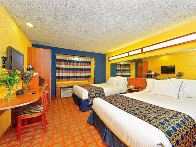 Microtel Inn & Suites By Wyndham New Braunfels I-35 Εξωτερικό φωτογραφία