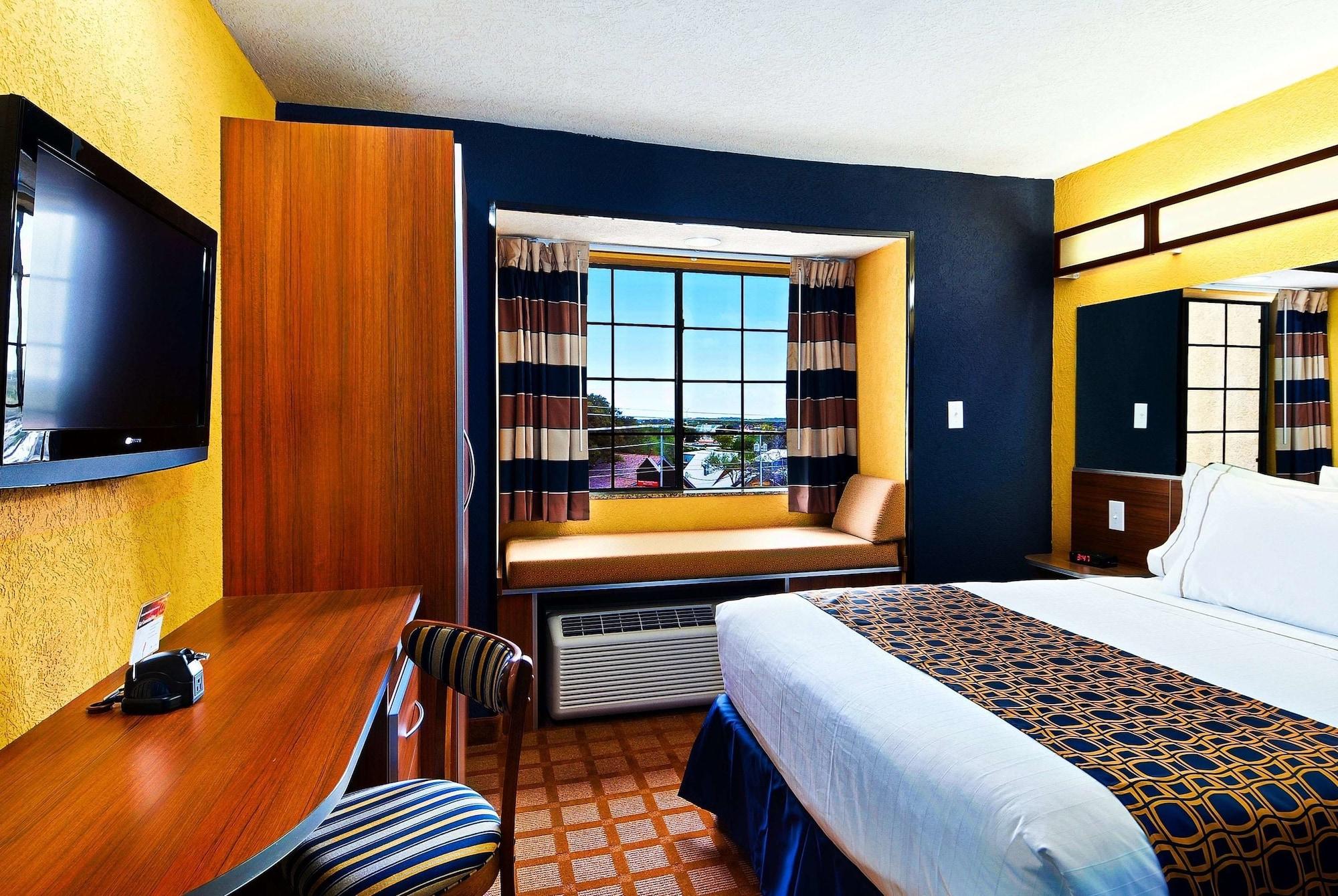 Microtel Inn & Suites By Wyndham New Braunfels I-35 Δωμάτιο φωτογραφία