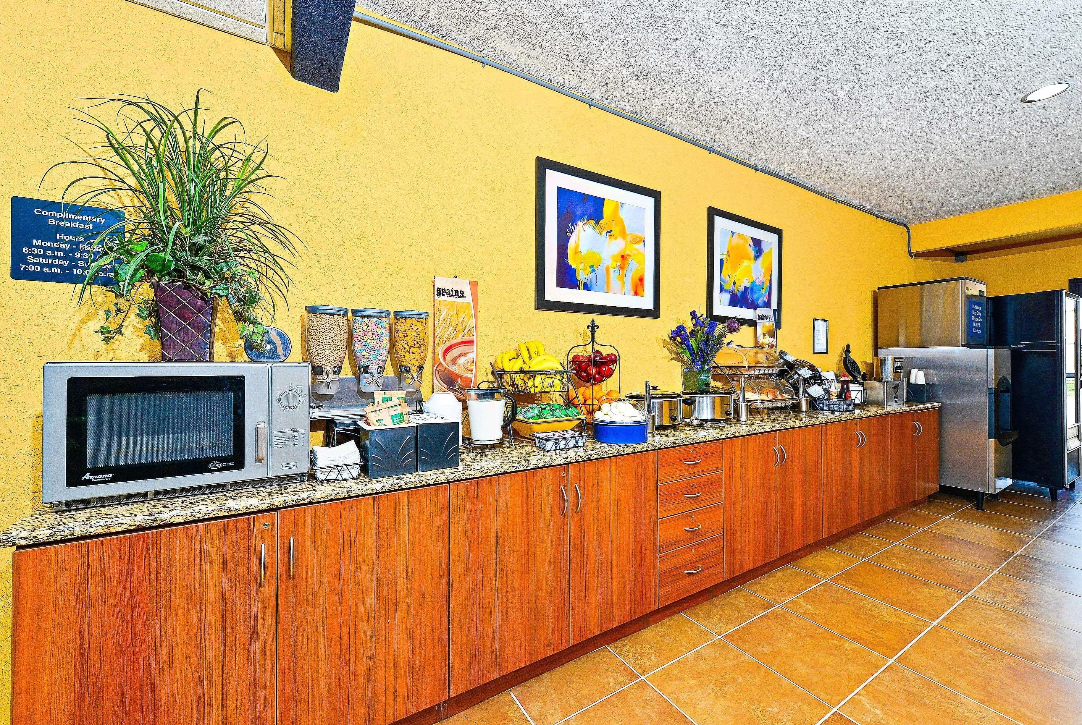 Microtel Inn & Suites By Wyndham New Braunfels I-35 Εξωτερικό φωτογραφία