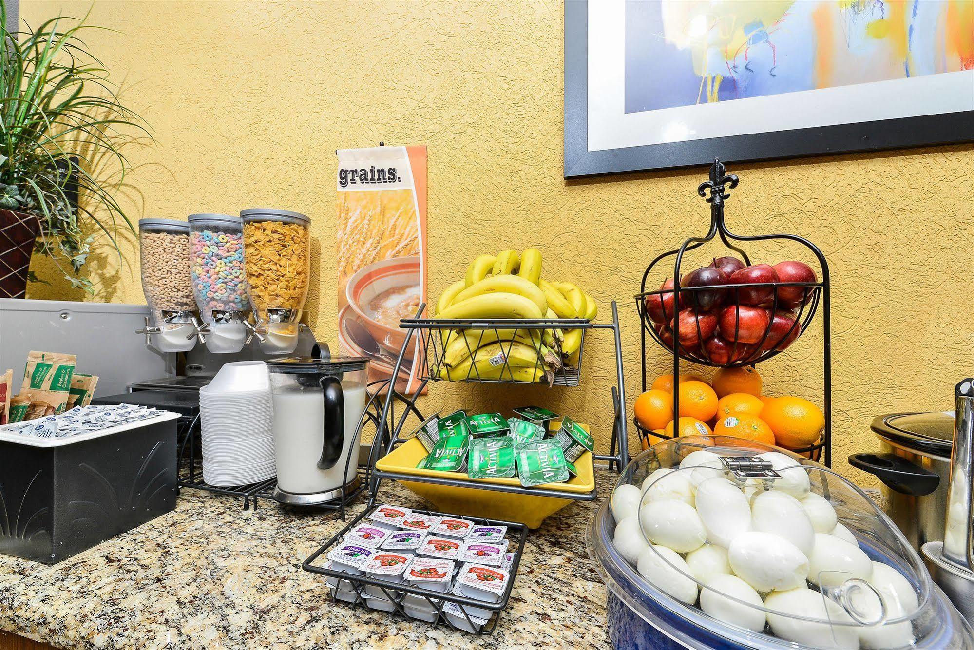 Microtel Inn & Suites By Wyndham New Braunfels I-35 Εξωτερικό φωτογραφία