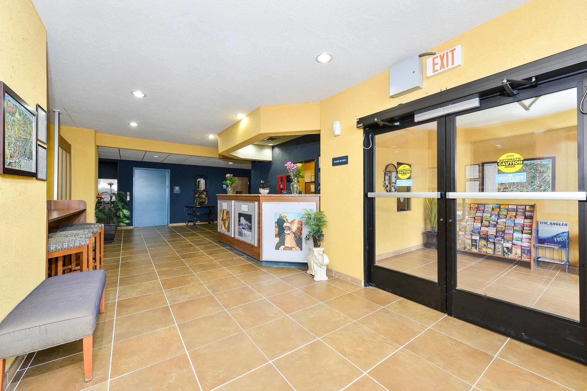 Microtel Inn & Suites By Wyndham New Braunfels I-35 Εξωτερικό φωτογραφία