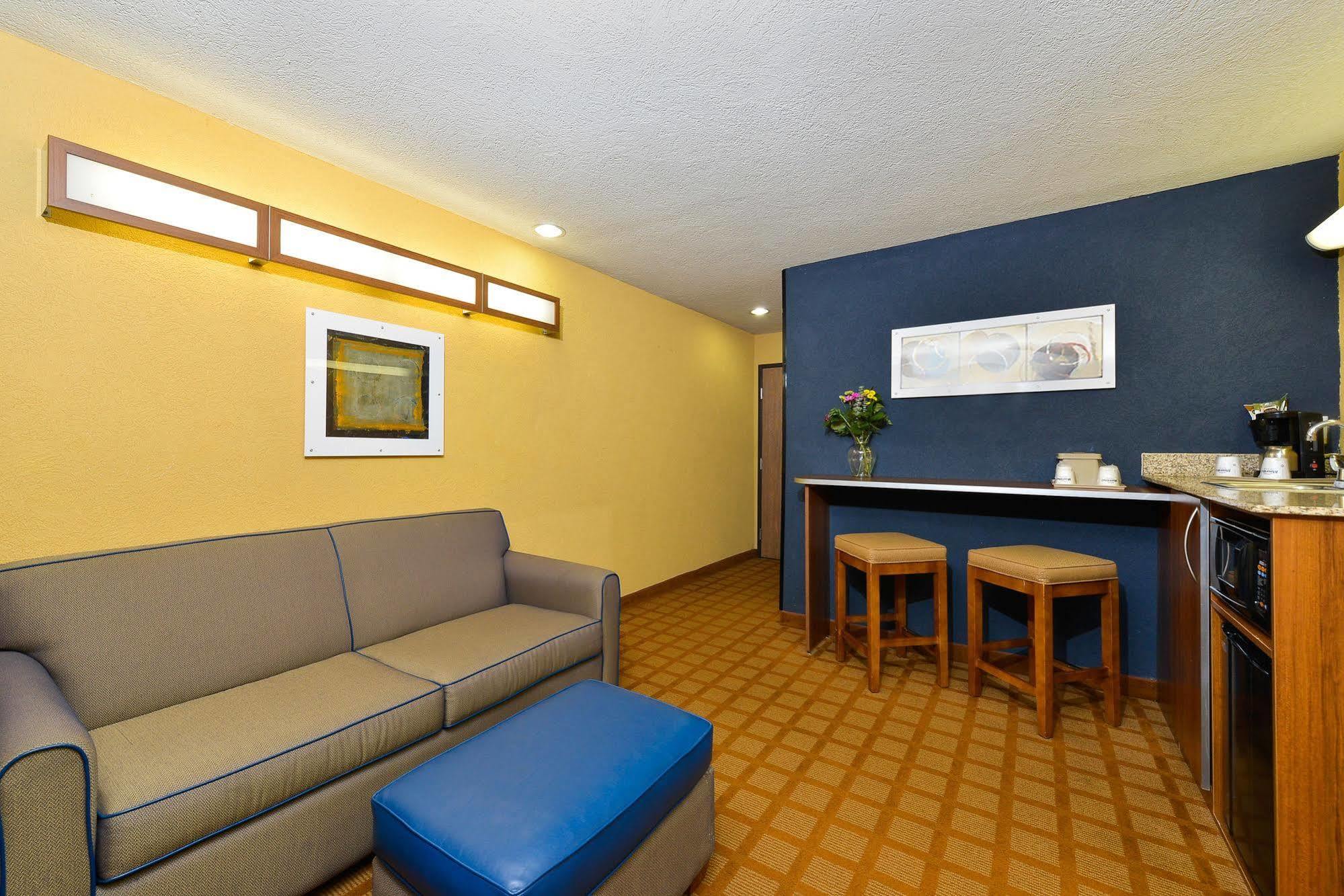 Microtel Inn & Suites By Wyndham New Braunfels I-35 Εξωτερικό φωτογραφία