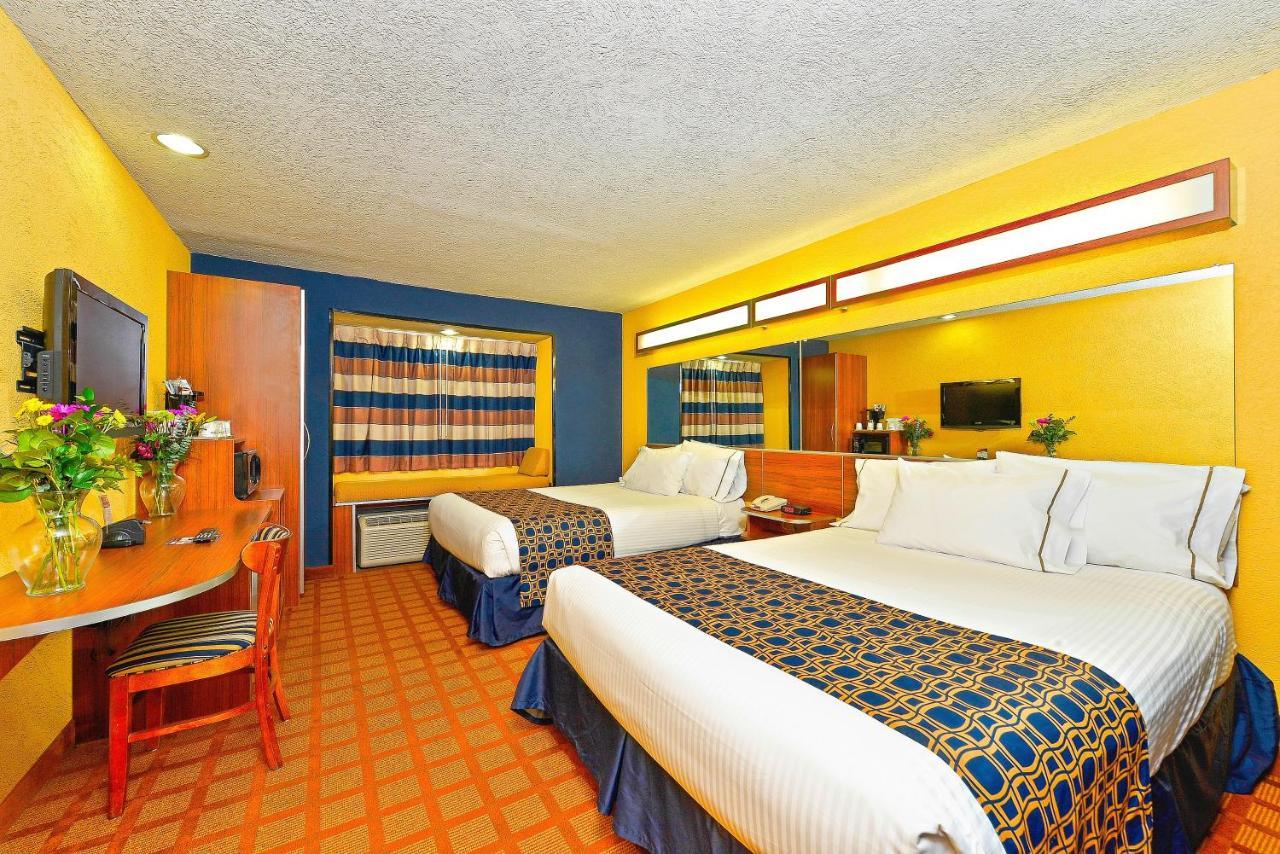 Microtel Inn & Suites By Wyndham New Braunfels I-35 Εξωτερικό φωτογραφία